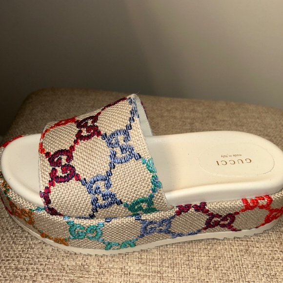 Gucci Multicolor Platform Slides - Picture 1 of 2